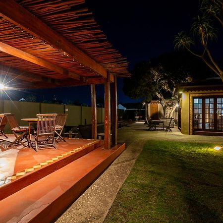 Singa Lodge - Lion Roars Hotels & Lodges Puerto Elizabeth Exterior foto
